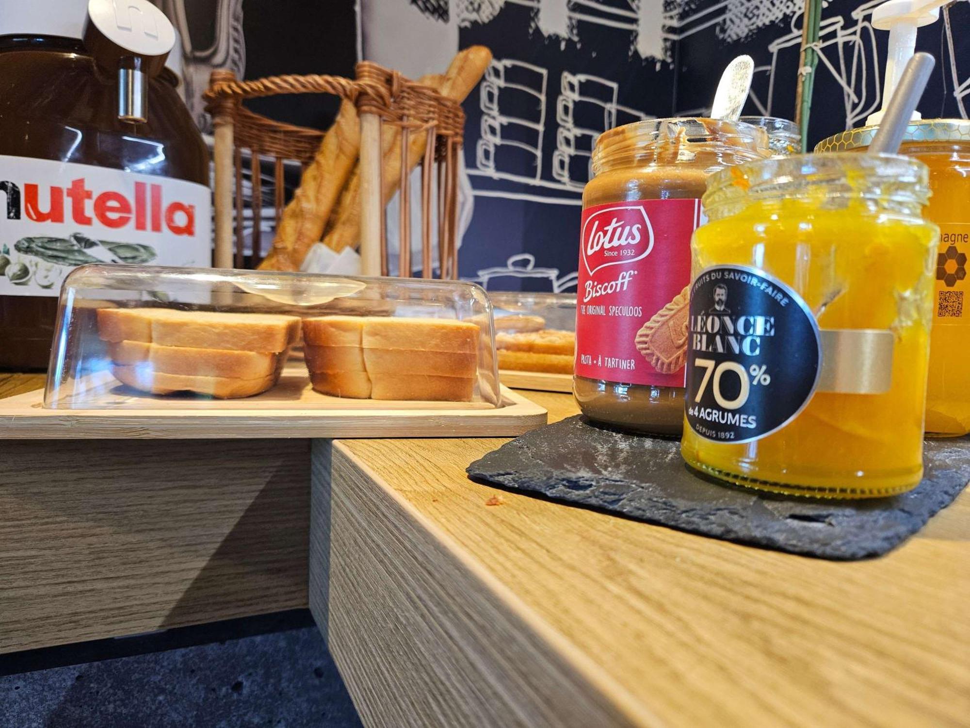 Ibis Budget Clermont Ferrand Sud Aubière المظهر الخارجي الصورة